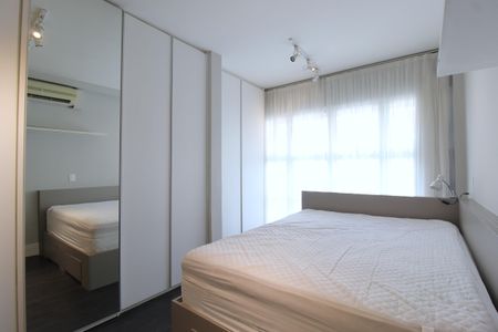 Quarto Suíte de apartamento à venda com 1 quarto, 55m² em Indianópolis, São Paulo