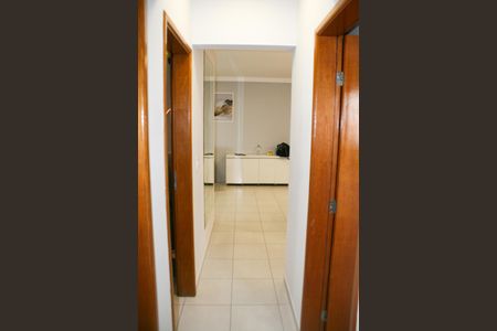 Apartamento para alugar com 101m², 3 quartos e 2 vagas Apartamento para alugar com 101m², 3 quartos e 2 vagasBanheiro Corredor