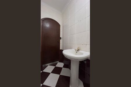 Casa à venda com 323m², 3 quartos e 3 vagas Casa à venda com 323m², 3 quartos e 3 vagasLavabo