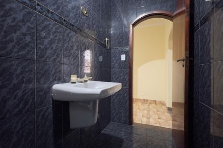 Casa à venda com 323m², 3 quartos e 3 vagas Casa à venda com 323m², 3 quartos e 3 vagasBanheiro da Suíte