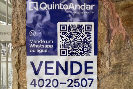Casa à venda com 323m², 3 quartos e 3 vagas Casa à venda com 323m², 3 quartos e 3 vagasPlaca