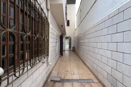 Casa à venda com 323m², 3 quartos e 3 vagas Casa à venda com 323m², 3 quartos e 3 vagasÁrea externa