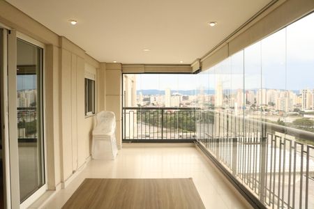 Apartamento à venda com 165m², 4 quartos e 3 vagasVaranda gourmet