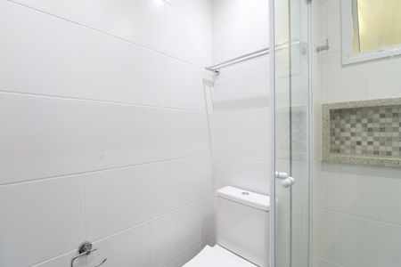 Apartamento à venda com 70m², 2 quartos e 2 vagasBanheiro Social