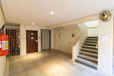 Apartamento à venda com 121m², 3 quartos e sem vaga Apartamento à venda com 121m², 3 quartos e sem vagaHall de entrada