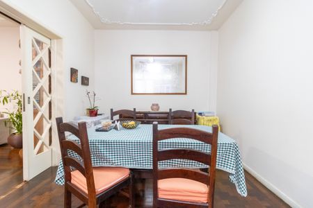 Apartamento à venda com 121m², 3 quartos e sem vaga Apartamento à venda com 121m², 3 quartos e sem vagaSala de Jantar