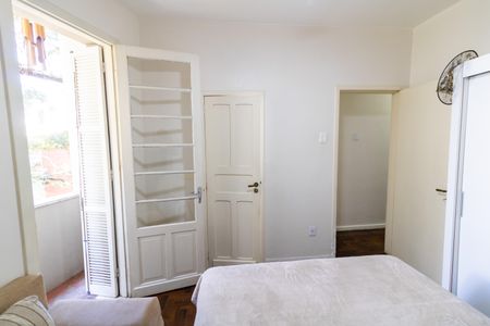 Apartamento à venda com 121m², 3 quartos e sem vaga Apartamento à venda com 121m², 3 quartos e sem vagaSuíte