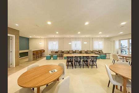 Apartamento à venda com 34m², 2 quartos e sem vaga Apartamento à venda com 34m², 2 quartos e sem vagaÁrea comum - Salão de festas