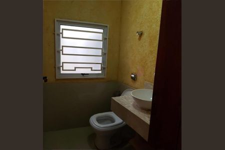 Casa à venda com 104m², 3 quartos e 4 vagas