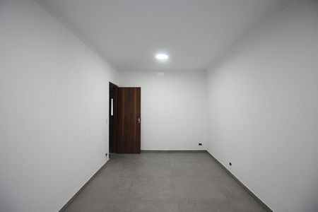 Casa à venda com 214m², 3 quartos e 3 vagasSala