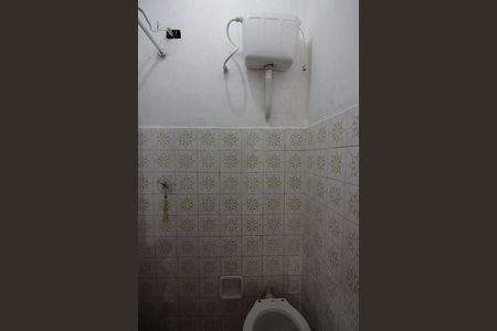 Casa à venda com 214m², 3 quartos e 3 vagasBanheiro de serviço