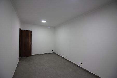 Casa à venda com 214m², 3 quartos e 3 vagasSala