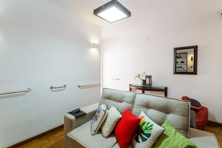 Casa à venda com 144m², 2 quartos e 3 vagas Casa à venda com 144m², 2 quartos e 3 vagasSala