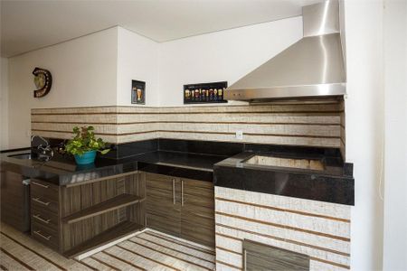 Apartamento à venda com 240m², 3 quartos e 3 vagas