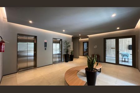 Apartamento à venda com 24m², 1 quarto e 1 vaga Apartamento à venda com 24m², 1 quarto e 1 vagaHall de entrada