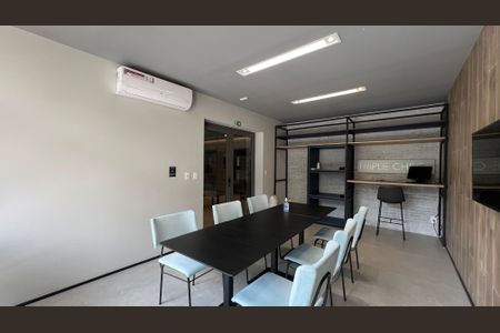 Apartamento à venda com 24m², 1 quarto e 1 vaga Apartamento à venda com 24m², 1 quarto e 1 vagaCoworking