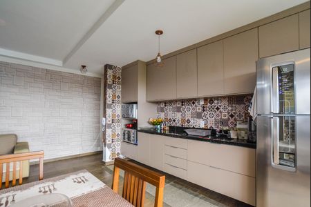 Apartamento à venda com 73m², 2 quartos e 2 vagas Apartamento à venda com 73m², 2 quartos e 2 vagasCozinha e Área de Serviço