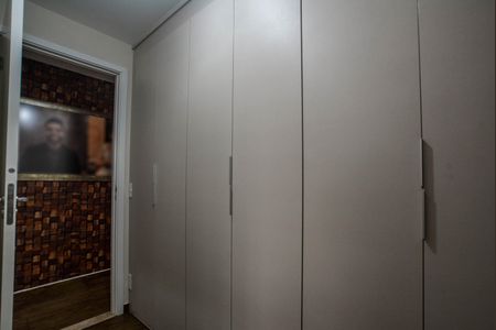 Apartamento à venda com 73m², 2 quartos e 2 vagas Apartamento à venda com 73m², 2 quartos e 2 vagasSuíte