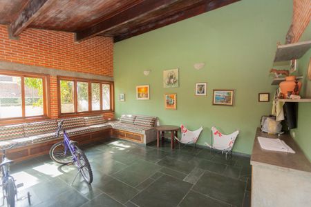 Casa à venda com 270m², 4 quartos e 4 vagasÁrea comum - Salão de festas