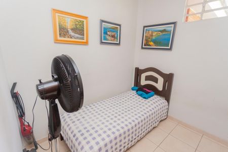 Casa à venda com 270m², 4 quartos e 4 vagasQuarto de Serviço