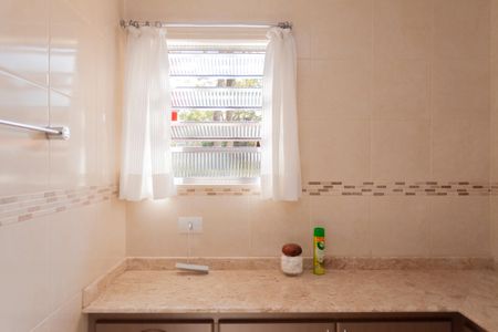 Casa à venda com 270m², 4 quartos e 4 vagasBanheiro Social