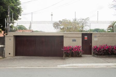 Casa à venda com 270m², 4 quartos e 4 vagasFachada