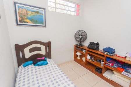 Casa à venda com 270m², 4 quartos e 4 vagasQuarto de Serviço