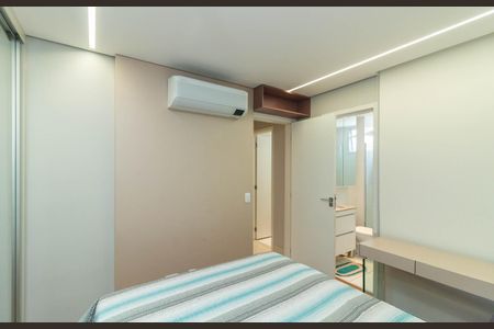 Apartamento à venda com 60m², 2 quartos e 2 vagas Apartamento à venda com 60m², 2 quartos e 2 vagasSuíte