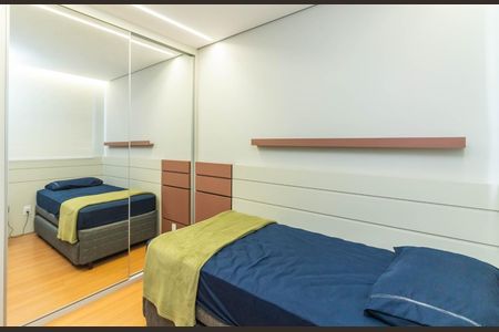 Apartamento à venda com 60m², 2 quartos e 2 vagas Apartamento à venda com 60m², 2 quartos e 2 vagasQuarto