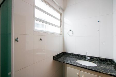 Apartamento à venda com 70m², 2 quartos e sem vaga Apartamento à venda com 70m², 2 quartos e sem vagaBanheiro
