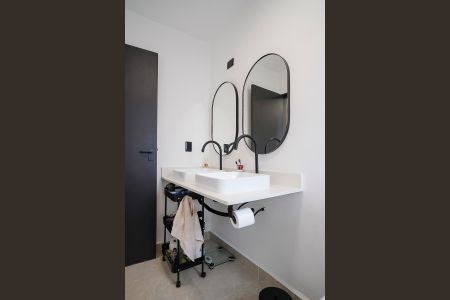 Apartamento à venda com 150m², 4 quartos e 2 vagasBanheiro da suíte