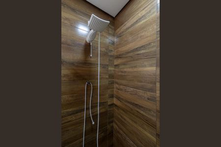 Casa à venda com 182m², 2 quartos e 2 vagas Casa à venda com 182m², 2 quartos e 2 vagasBanheiro Suíte