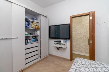 Casa à venda com 182m², 2 quartos e 2 vagasQuarto