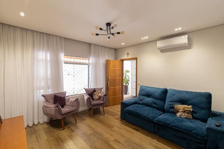 Sala de casa à venda com 2 quartos, 182m² em Vila Granada, São Paulo