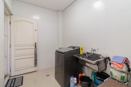 Casa à venda com 182m², 2 quartos e 2 vagasÁrea de Serviço