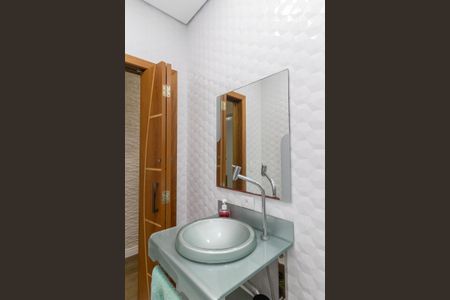 Casa à venda com 182m², 2 quartos e 2 vagasBanheiro