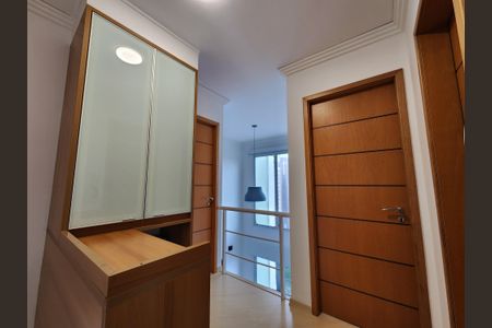 Apartamento à venda com 60m², 2 quartos e 2 vagasCorredor