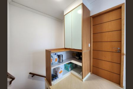 Apartamento à venda com 60m², 2 quartos e 2 vagasCorredor