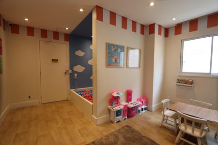 Apartamento à venda com 34m², 2 quartos e sem vagaÁrea comum - Brinquedoteca