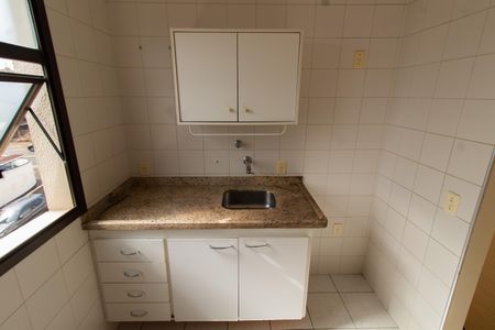 Apartamento à venda com 56m², 1 quarto e 1 vaga Apartamento à venda com 56m², 1 quarto e 1 vagaCozinha e Área de Serviço