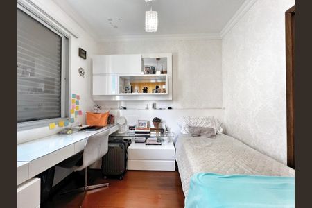 Apartamento à venda com 167m², 4 quartos e 3 vagas Apartamento à venda com 167m², 4 quartos e 3 vagasQuarto 2
