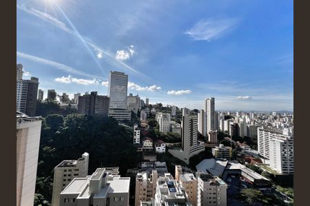 Apartamento à venda com 167m², 4 quartos e 3 vagas Apartamento à venda com 167m², 4 quartos e 3 vagasVista - Quarto 4