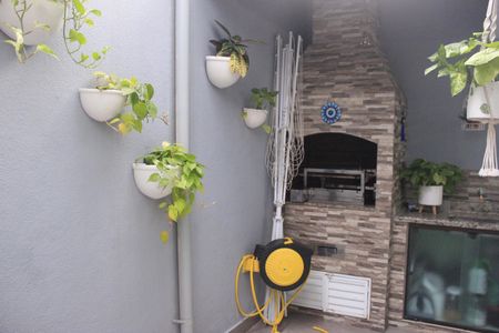 Casa de condomínio à venda com 166m², 3 quartos e 3 vagasEspaço Gourmet 