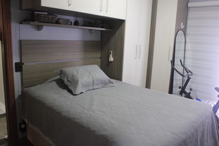 Casa de condomínio à venda com 166m², 3 quartos e 3 vagasSuíte 2