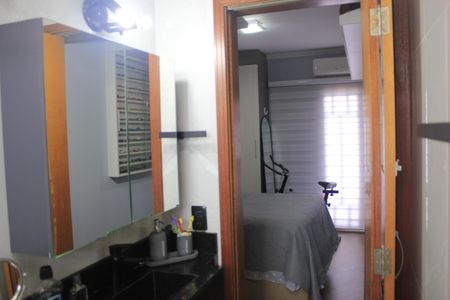 Casa de condomínio à venda com 166m², 3 quartos e 3 vagasBanheiro da Suíte 2