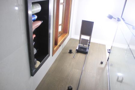 Casa de condomínio à venda com 166m², 3 quartos e 3 vagasBanheiro da Suíte 2