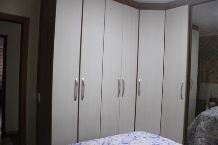 Casa de condomínio à venda com 166m², 3 quartos e 3 vagasSuíte 1