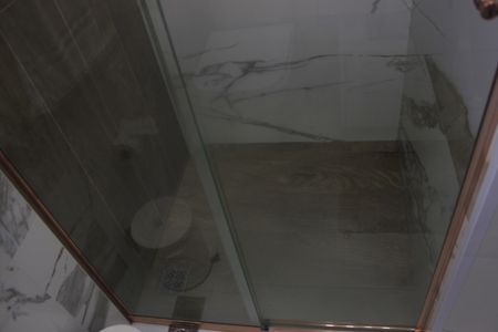 Casa de condomínio à venda com 166m², 3 quartos e 3 vagasBanheiro da Suíte 1