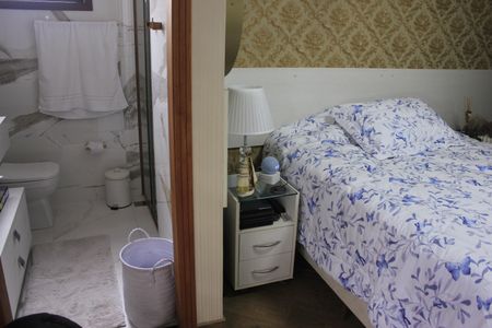 Casa de condomínio à venda com 166m², 3 quartos e 3 vagasSuíte 1