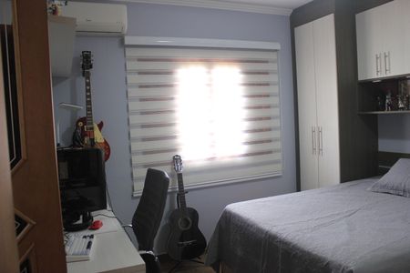 Casa de condomínio à venda com 166m², 3 quartos e 3 vagasSuíte 3